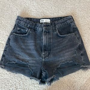 Zara High-waisted denim jean shorts